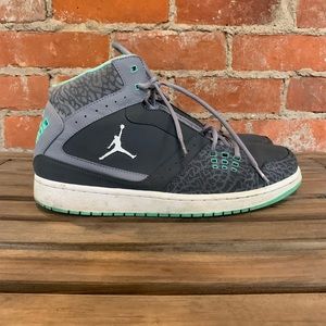 Jordan Flight Size 12